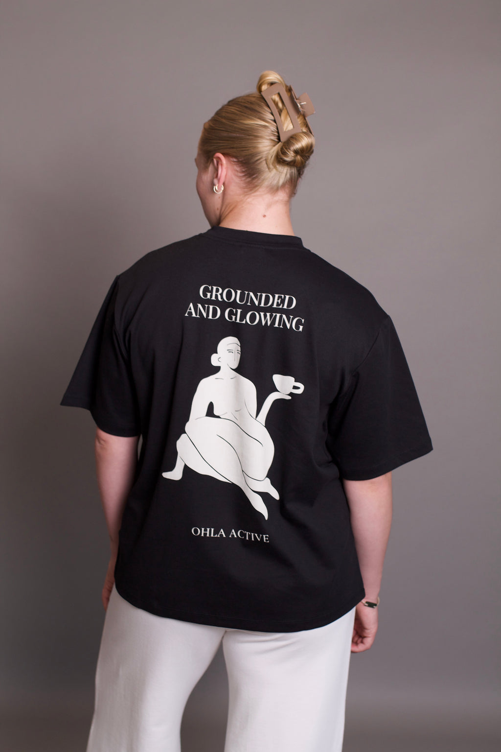 The OHLA Grounding & Glowing Oversized Tee Version - Black