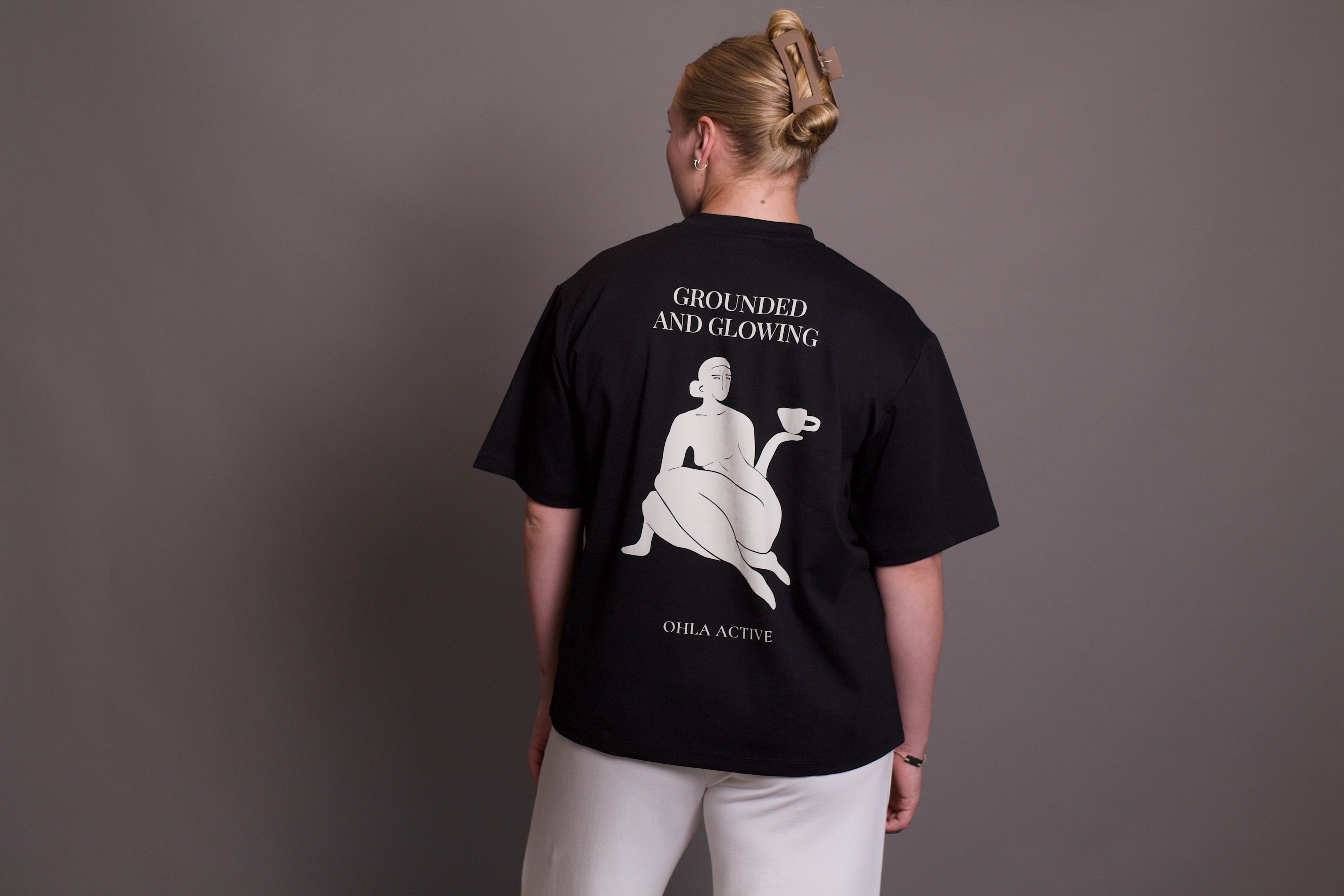 The OHLA Grounding & Glowing Oversized Tee Version - Black