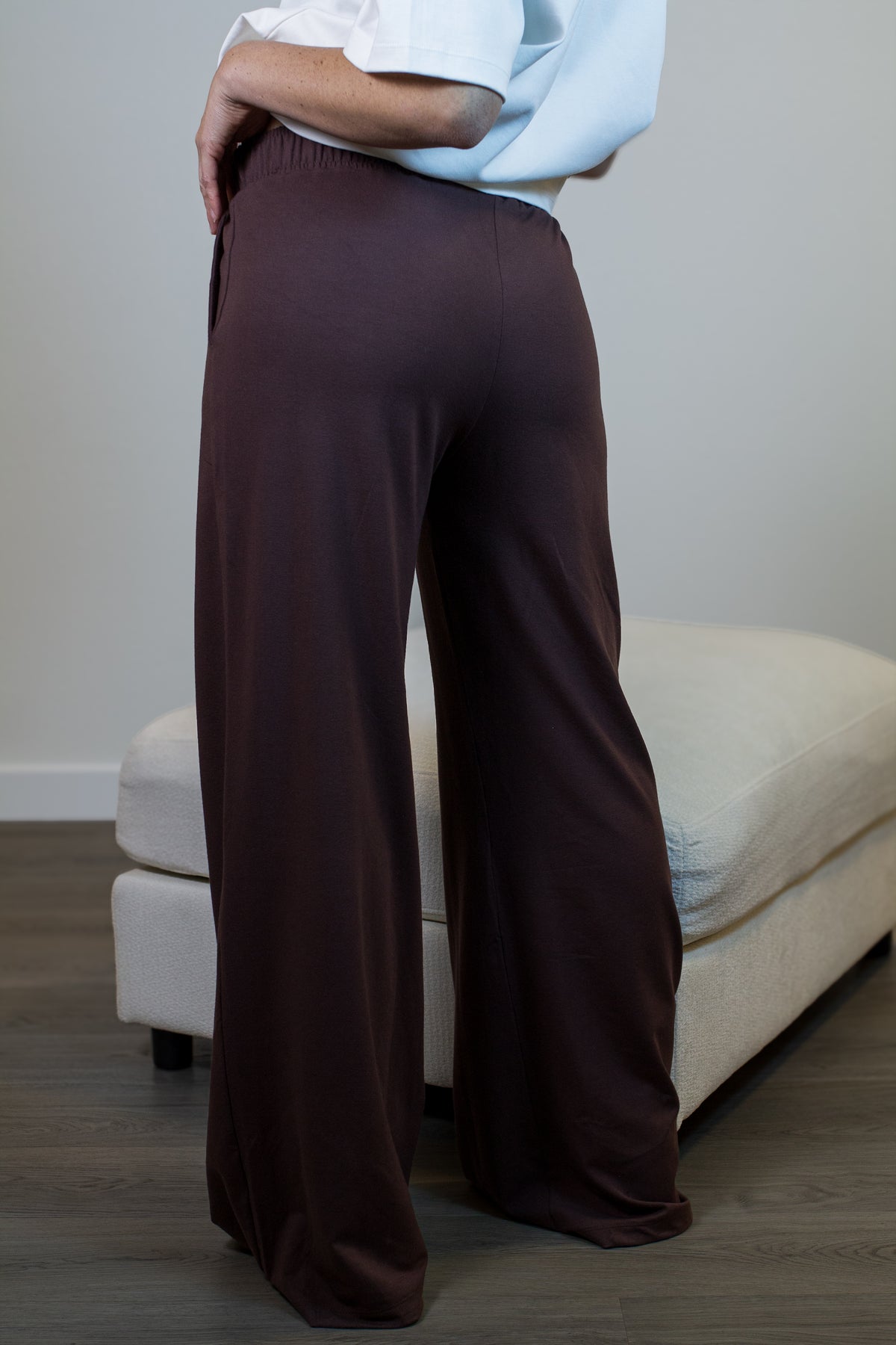 QUILLA WIDE-LEG PANTS CHOCOLATE